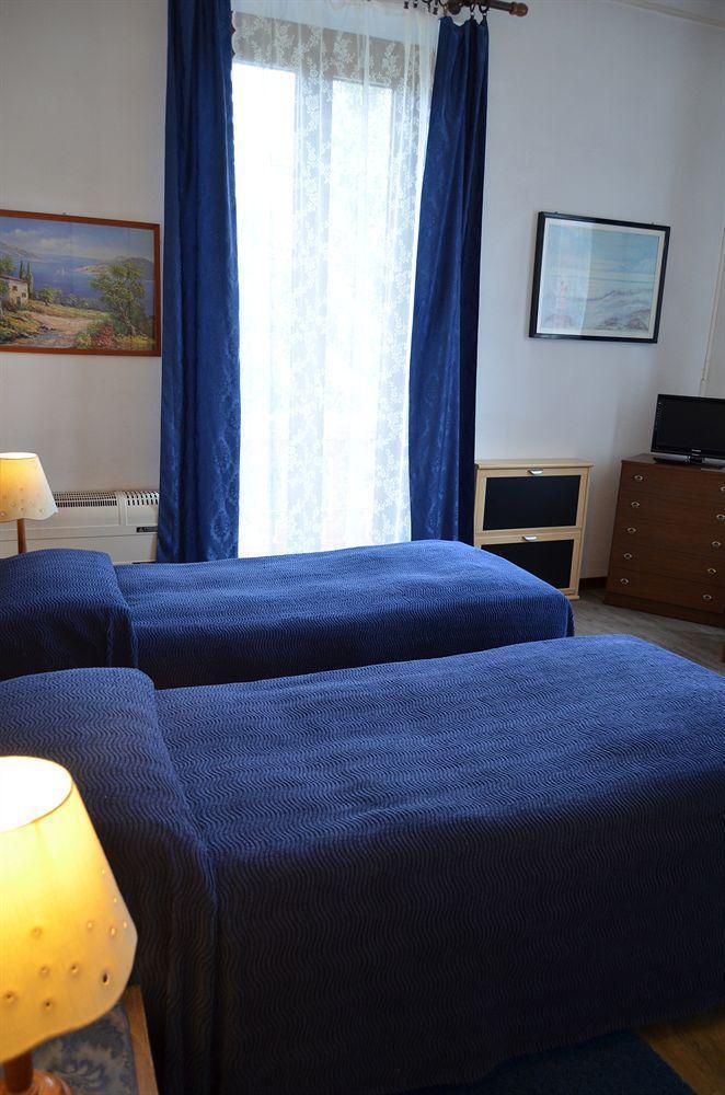 Albergo Chiara Savignone Esterno foto